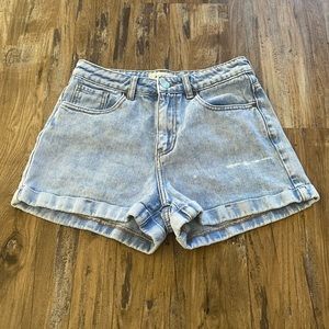 pacsun light wash jean shorts